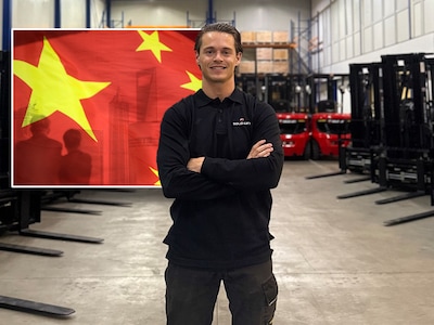Mees (24) stapte alleen in het vliegtuig naar China voor zijn bedrijf, maar kon opeens geen kant op