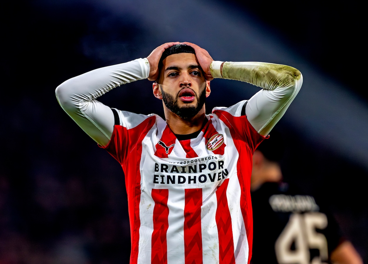 psv-zonder-ismael-saibari-en-mauro-j-nior-tegen-go-ahead-eagles-foto