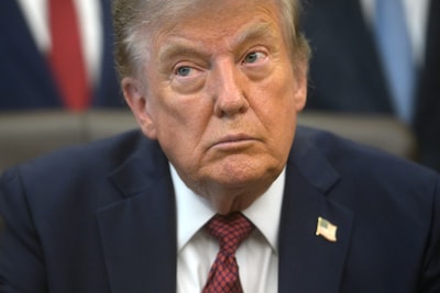 Waarom Trump ten koste van alles vasthoudt aan importheffingen