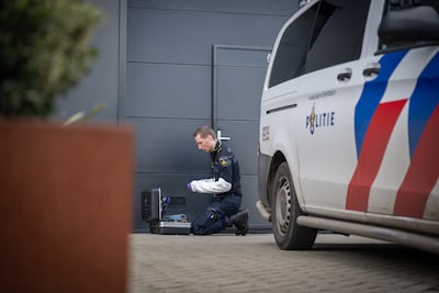 de-politie-doet-nader-onderzoek-bij-de-loods-na-de-inbraak-van-dinsdagavond