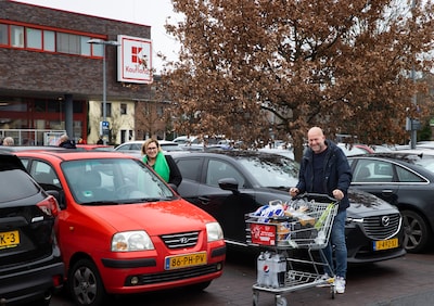 Nederlanders geven 9 procent meer geld uit in buitenlandse supermarkt