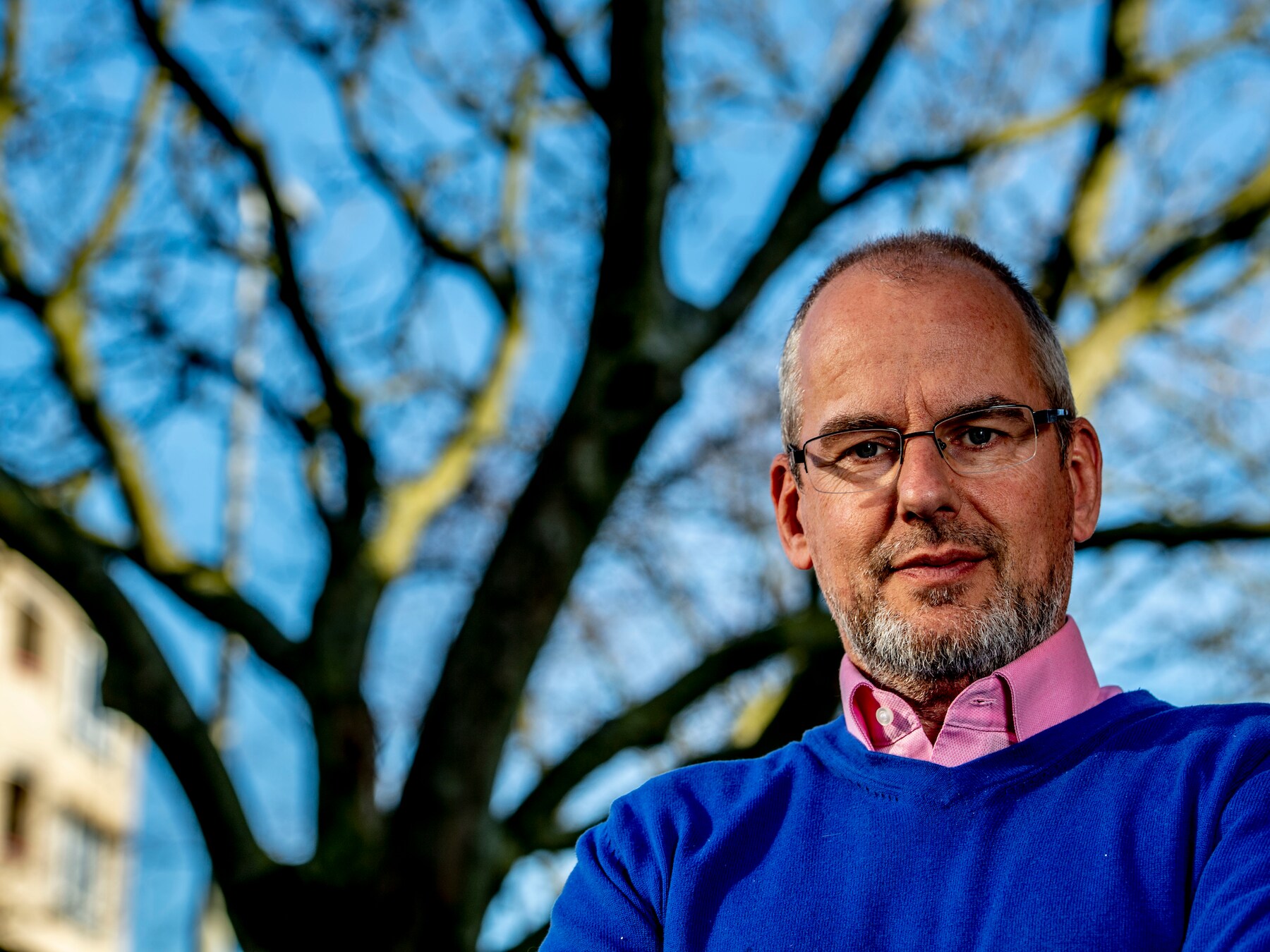 Portret van het Haagse raadslid Arnoud van Doorn van de Partij van de Eenheid.