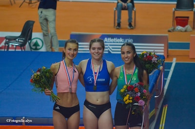 Atleten Running Team Simba behalen successen in Apeldoorn