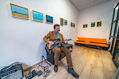 Nieuwe expositie bij ‘t Gasthuys toont Kampen en omgeving ‘in kleur en klank’