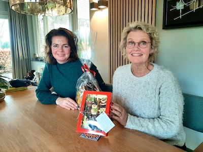 Zonnebloem blijft bloeien in Tubbergen