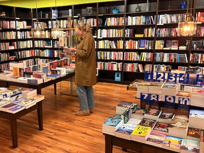 Bankhangweer! 5 x hier in Helmond scoor je boeken voor een druilerige herfstdag