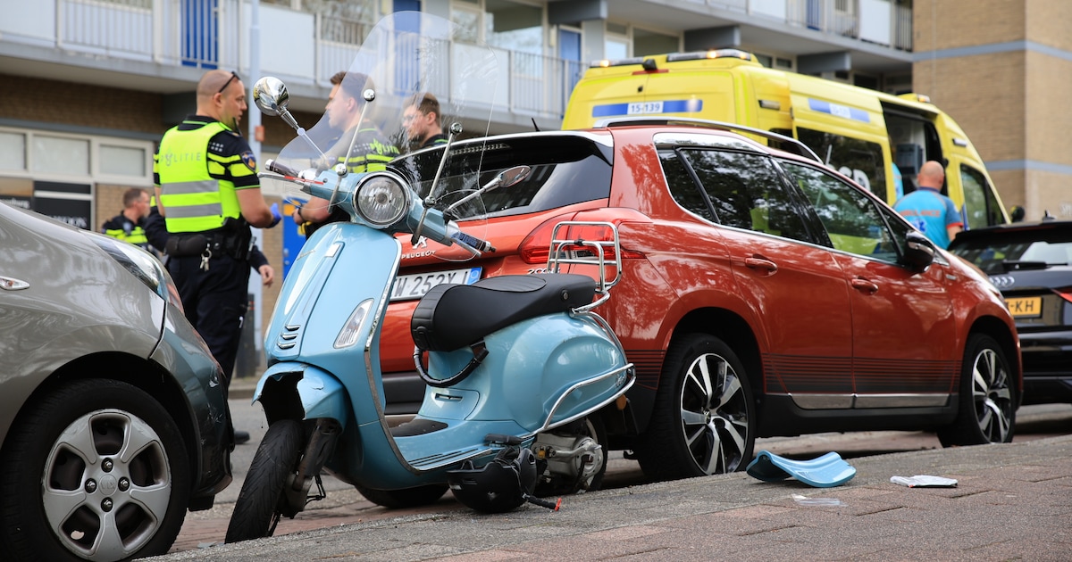 Ernstig ongeval op Spinozalaan: scooterrijder gereanimeerd