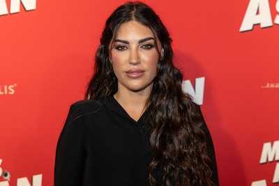Yolanthe laat droom van jarige Xess Xava uitkomen en Wendy doet vreugdedansje