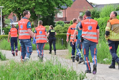 Passagier springt uit luchtballon boven Zundert, politie vindt lichaam in tuin