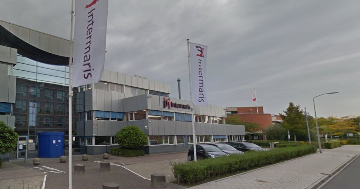 Balkons wooncomplex Weidevenne onveilig verklaard