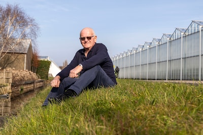 Iedereen in het Westland is ‘recht voor zijn raap’, vindt radiomaker Kees