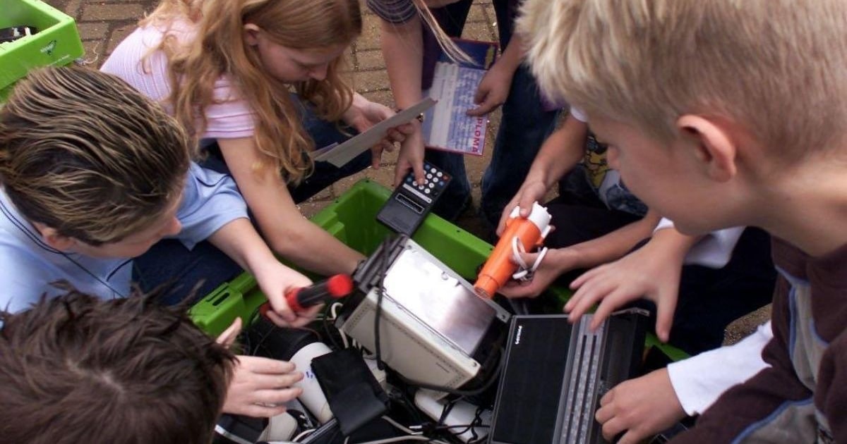 Basisschool Haanstra wint E-waste Race in Leiden