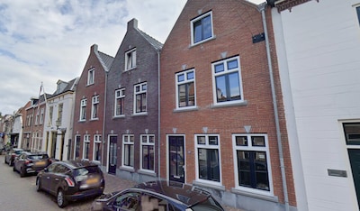 Groots wonen aan de Havenstraat mét hippe betonvloer