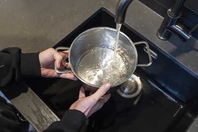 158 uur lang het ene na het andere pannetje op het vuur: zo ging Amersfoort om met ‘ondrinkbaar wate