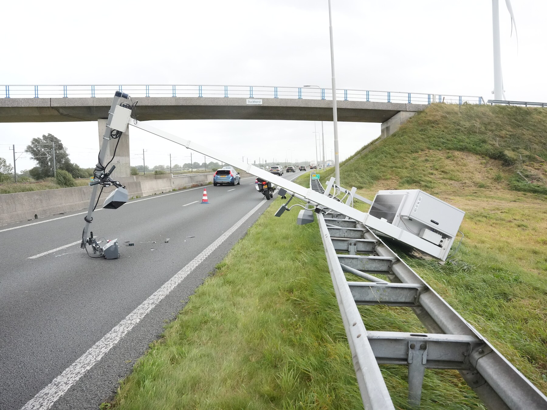 OM schakelt flitsers uit die je kunnen betrappen op gebruik van mobiel achter het stuur