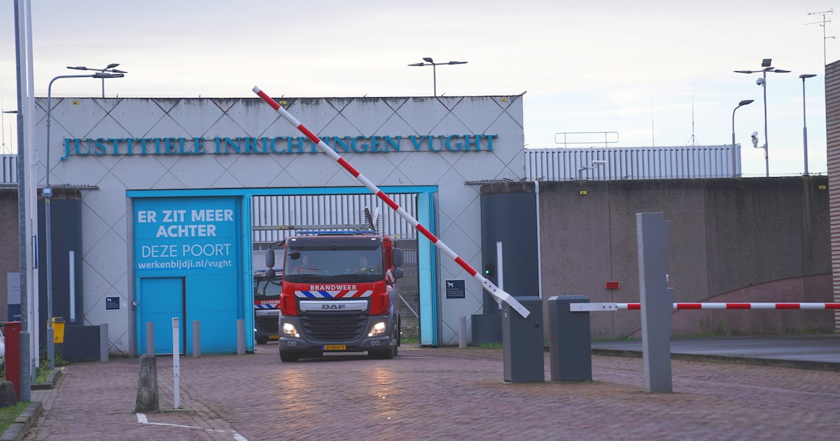 Man sticht brand in zijn cel in de PI Vught, medewerkers en patiënten in ambulance gecontroleerd