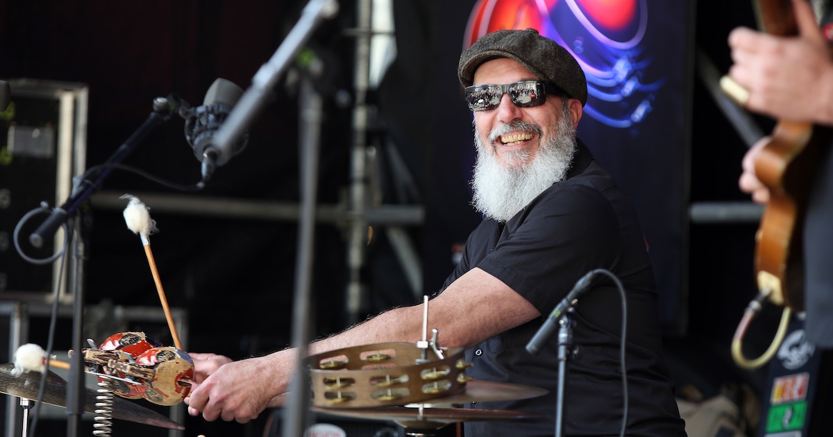Doghouse Sam & his Magnatones speelt blues in P3 Purmerend