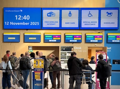 Consumen­ten­bond kritisch, maar oudere Ryanair-reiziger gaat prima om met verplichte app: ‘Als ’n t