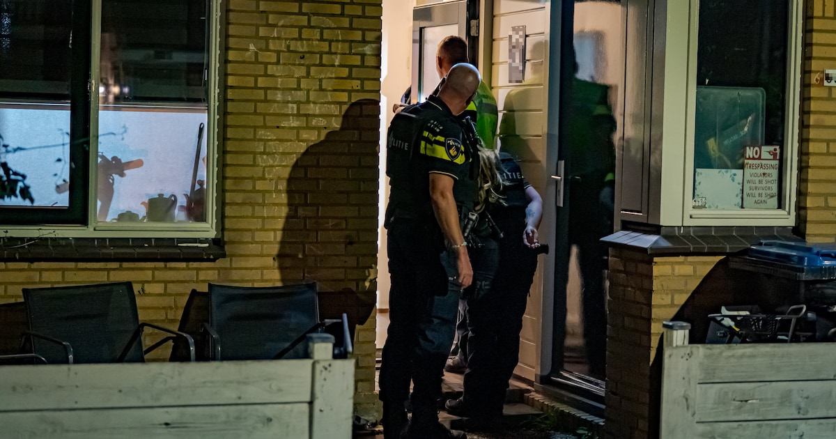 Man (37) raakt lichtgewond na schietpartij in woning in Spijkenisse