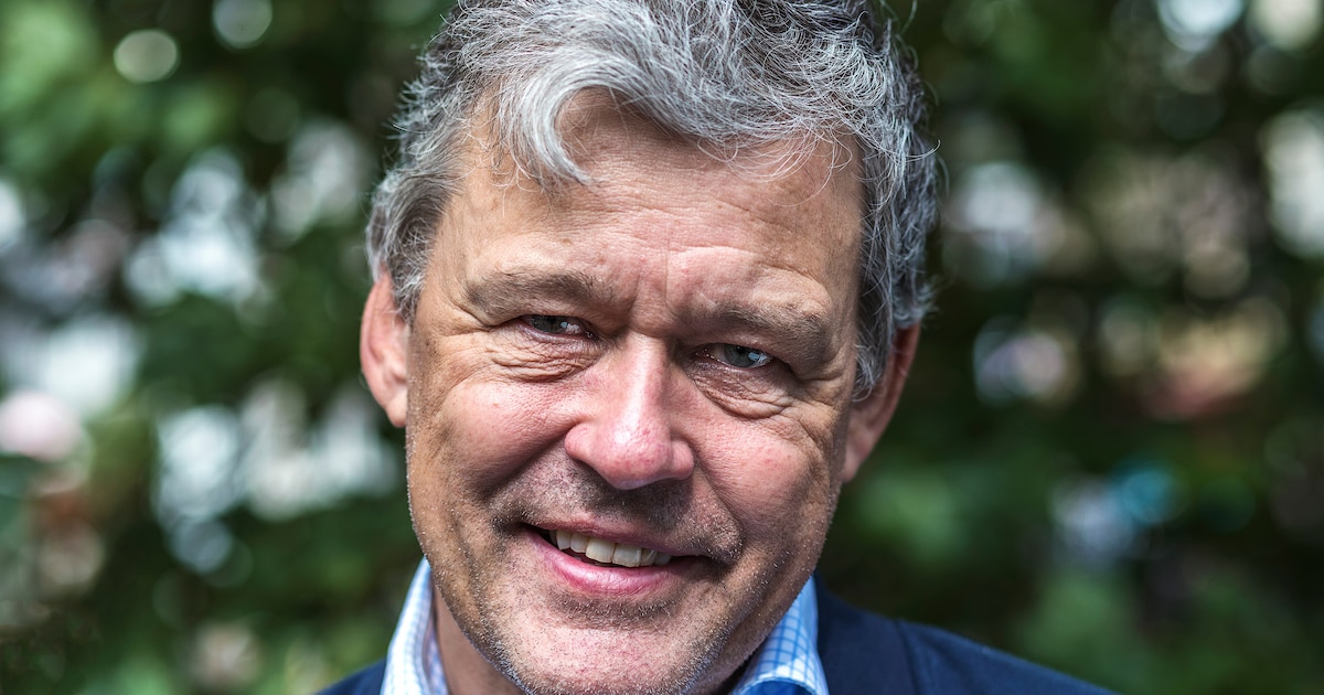 Uitslagenavond gemeenteaadsverkiezingen in Kruispuntkerk in Voorschoten