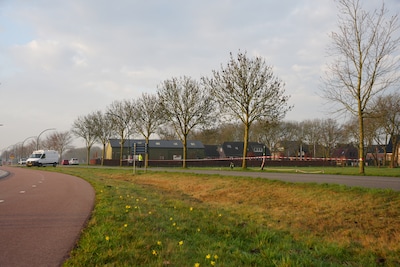 PicNic-chauffeur belt in allerijl politie als ze overleden persoon ziet liggen in een weiland