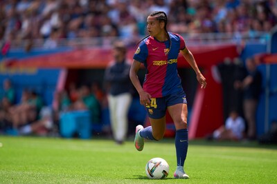Het leven van Barça-ster Esmee Brugts (21) in Spanje: ‘Uitgaan doe ik zeker niet’