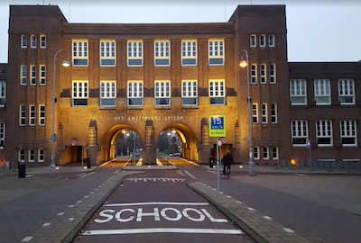 Father sues school over son's mandatory lesson during summer break