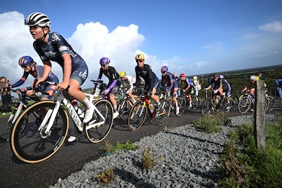 Finish op VAM-berg in voorlaatste etappe Eneco Tour, belangrijke dag voor het klassement