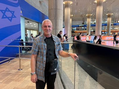 Speciale wachtruimte voor familieleden van mensen op Flydubai-vlucht: ‘Ze hebben de dood in de ogen gekeken’