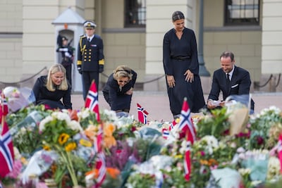 LIVE Uitvaart koning Harald | Koningin Mette-Marit ondanks slechte gezondheid bij uitvaart koning Harald
