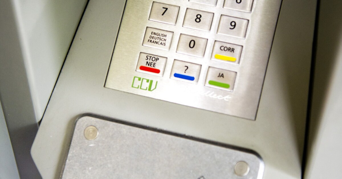 Chipknip verdwijnt definitief | Economie | AD.nl