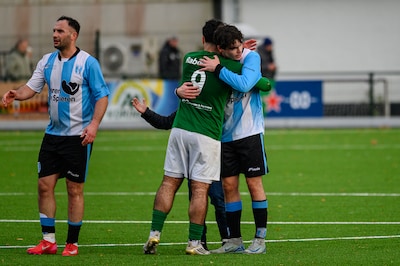Hidde en Wail geven elkaar niets toe bij kraker FC Driebergen - Jonathan: ‘Hij feliciteerde me met m