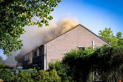 Grote woningbrand in Udenhout, bewoner verdacht van brandstichting