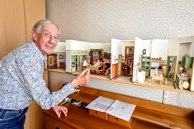 Zeven jaar lang werkte Wim aan mini-decor van Toen was geluk heel gewoon, maar ‘Gerard Cox had geen interesse’