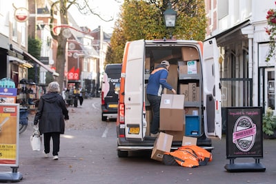 PostNL-medewerker stuurt stiekem dure apparatuur naar eigen huis om door te verkopen