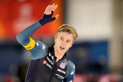 Stolz Sets New Track Record in 1500 Meters at Thialf; Nuis Leads Dutch Competitors