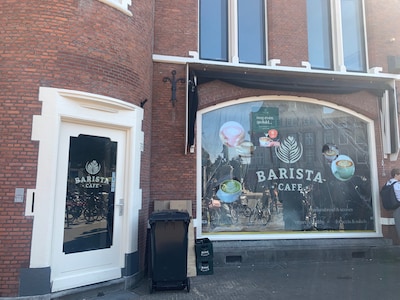 Houden we van: hier scoor je donderdag gratis cappuccino’s (met uitzicht op de Hofvijver)