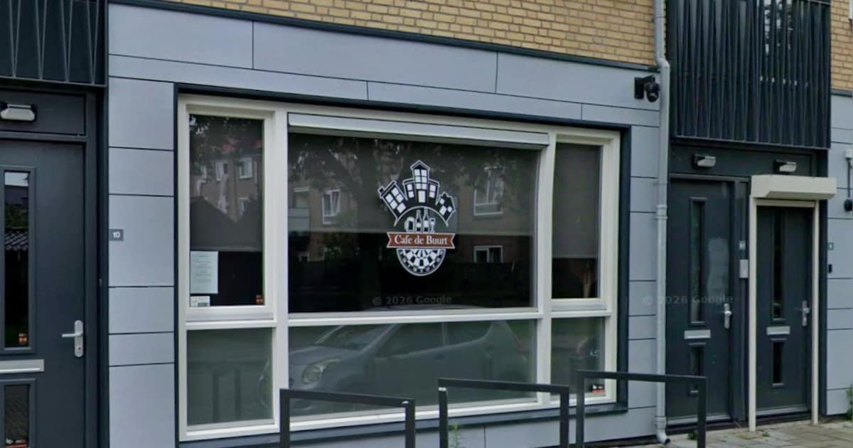 Café de Buurt in Hengelo verkocht: deze nieuwe eigenaren nemen het over