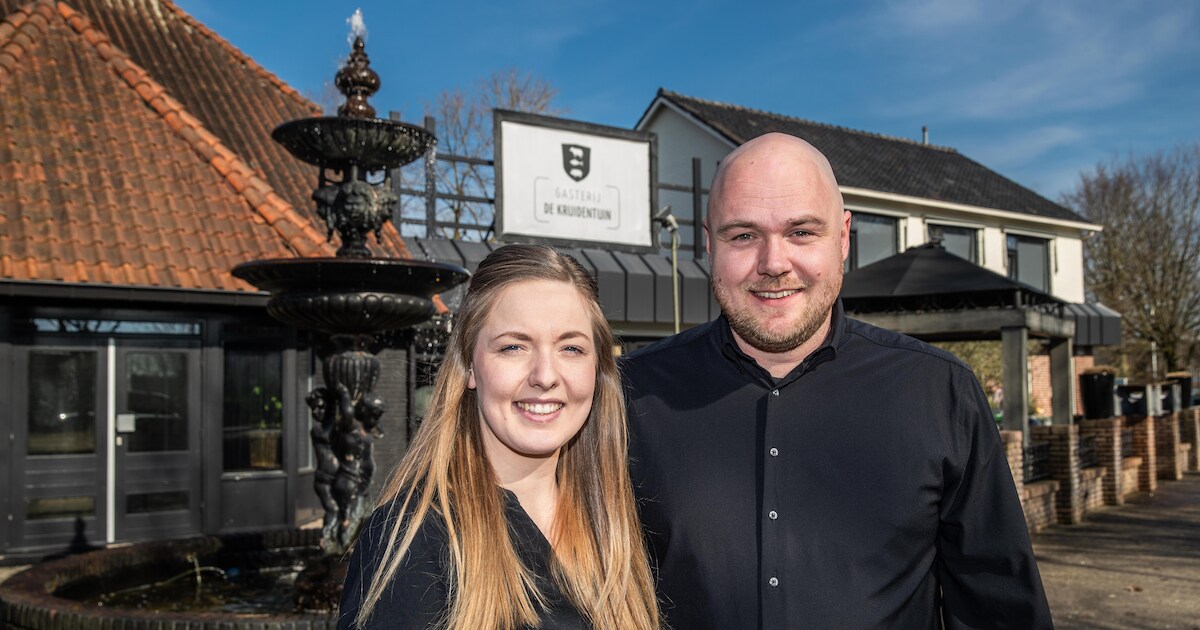 Mitchel (33) ging op zijn vijftiende op snuffelstage in dit restaurant, nu is hij samen met Lisette 