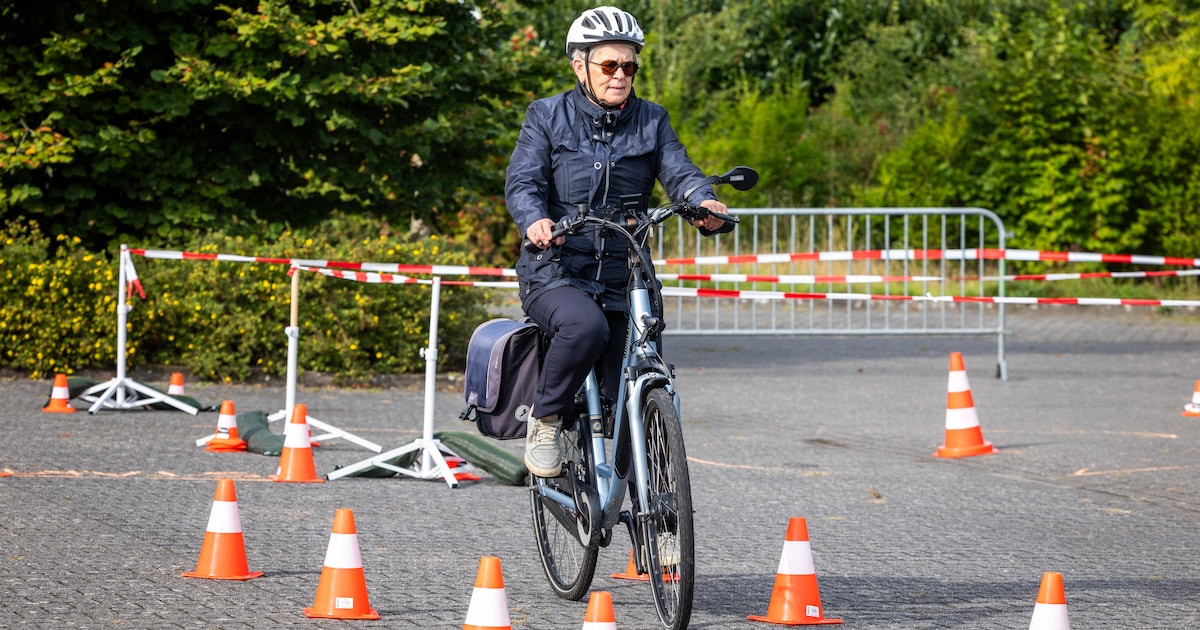 Fietsers in gemeente Achtkarspelen kunnen gratis fietsspiegel laten monteren in Harkema