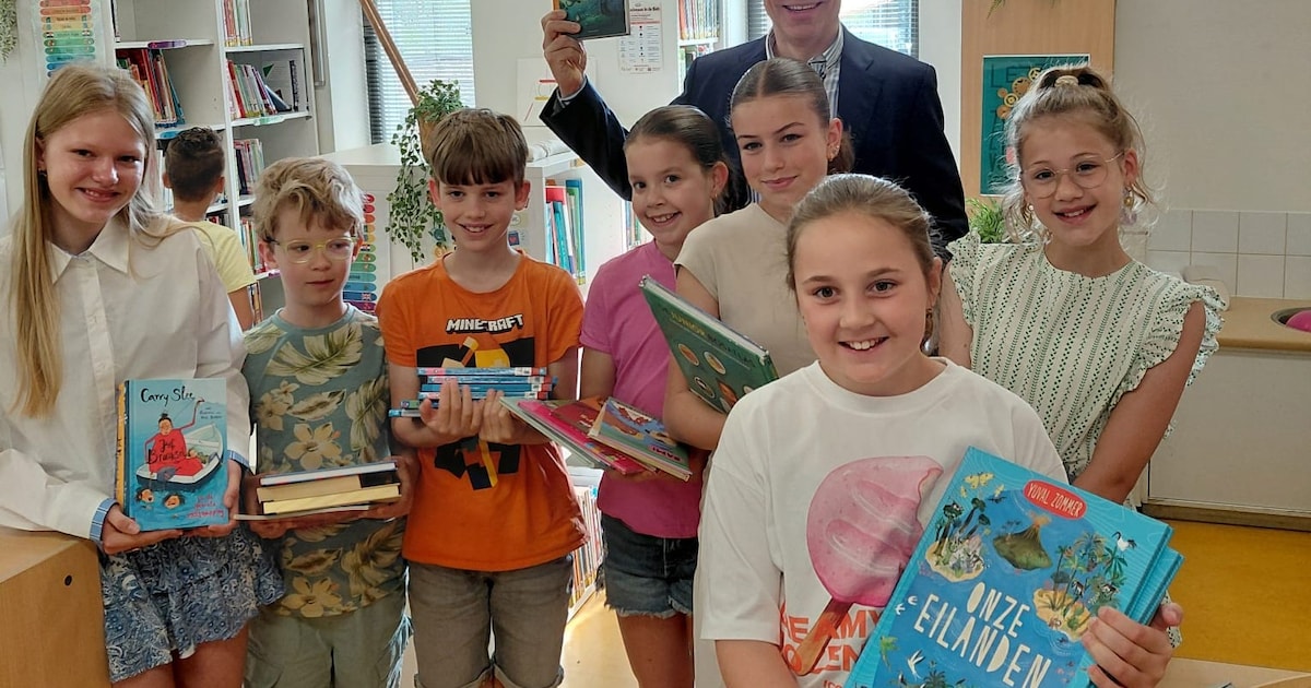 Octantschool Ackerweide opent eigen bibliotheek: De Ackerbieb