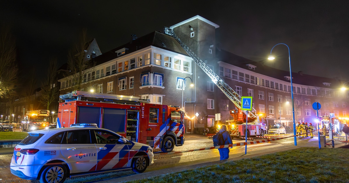 Persoon naar ziekenhuis na brand in Amsterdamse Rivierenbuurt