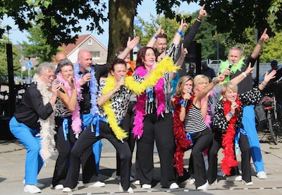 Live muziek tussen de bomen: zo vier je Koningsdag net buiten Deventer centrum