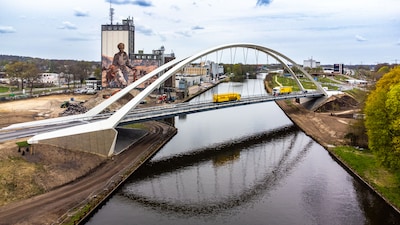 Hoe die ene nieuwe brug in Lochem ervoor zorgt dat de hele Achterhoek sneller doorrijdt