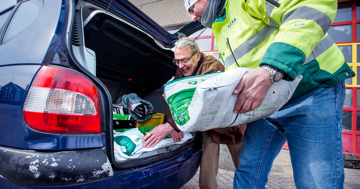 Groene beloning: gemeente Maasgouw deelt gratis compost uit voor inwoners