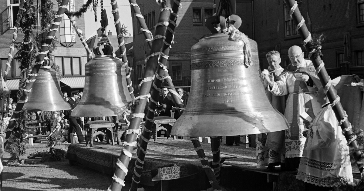 Museum Joure houdt wandeling langs Friese klokken