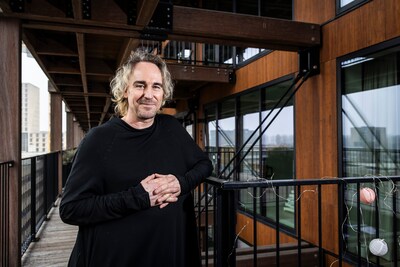 Michael (50) from Bergen lost everything, but now wins Zuiderkerk Prize: ‘This feels like recognition’