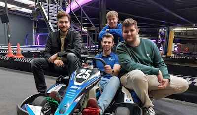 Flitsend! De kartbaan in Zoetermeer is vernieuwd: 'Je kunt nu vol gas gaan'