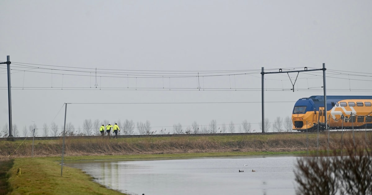 Dode na treinongeval bij Oosthuizen, geen treinen tussen Purmerend en Hoorn