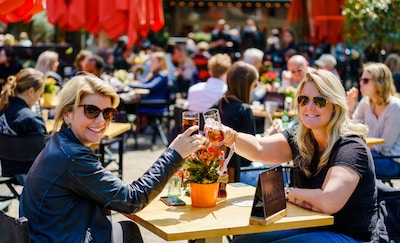 Proost! Dit terras in Tilburg staat in de Terras Top 100